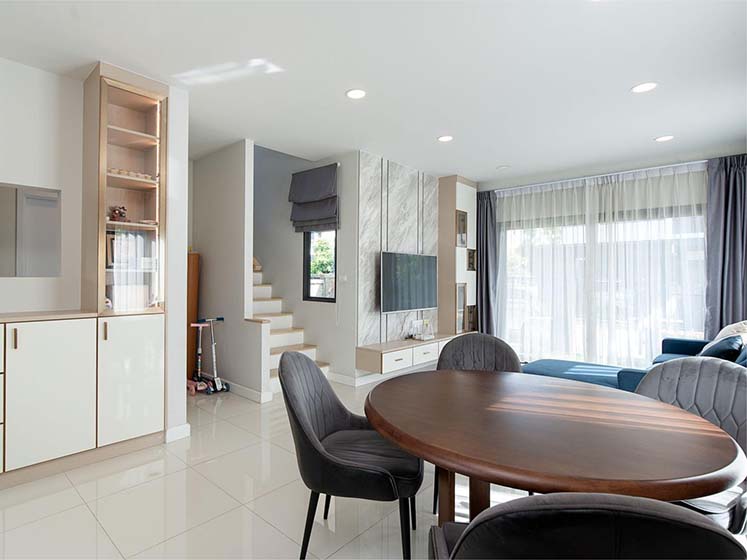 House with Shared Pool in Bangnatrad 